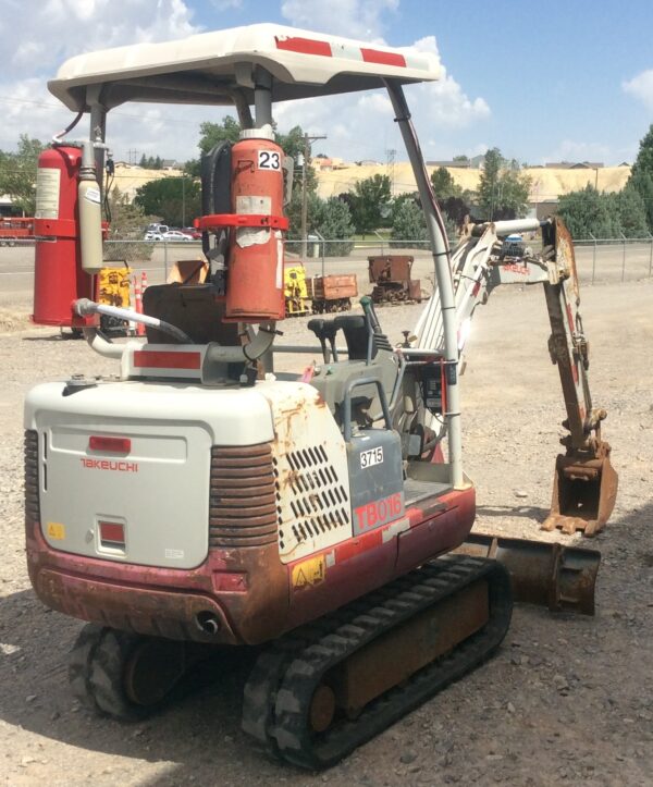 Takeuchi TB016 Mini Excavator - Image 4