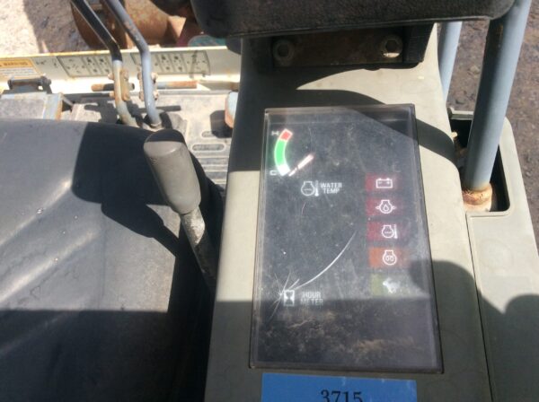 Takeuchi TB016 Mini Excavator - Image 8