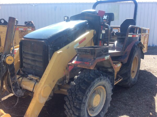 Caterpillar Tractor 414E - Image 5