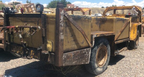 Getman A64 Water Truck - Image 5