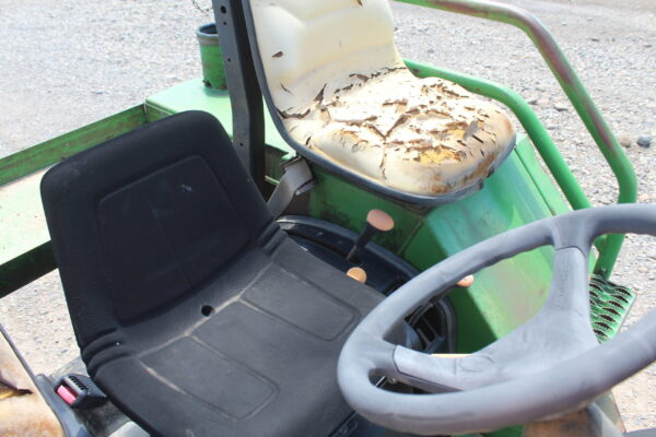 John Deere Tractor - Image 6