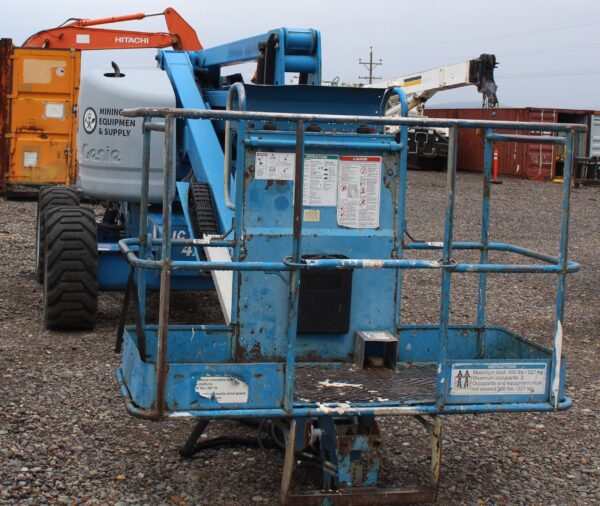 Genie Z-45/25 Articulated Boom Lift - Image 2