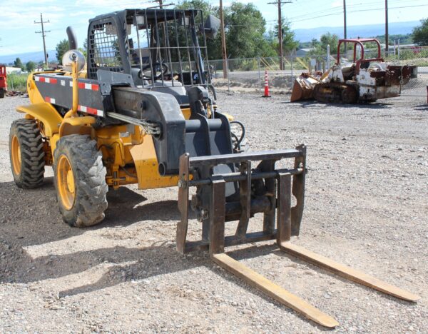 JCB 520 Telehandler - Image 5