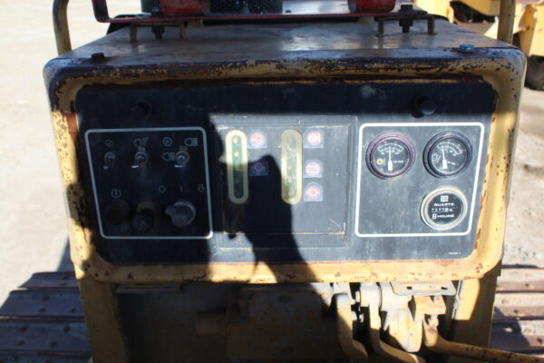 Caterpillar D5H Dozer - Image 6