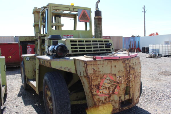 Clark C500YS250D Forklift - Image 2