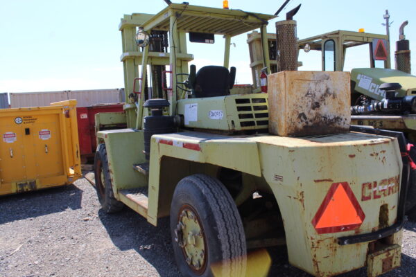 Clark C500YS250 Forklift - Image 2