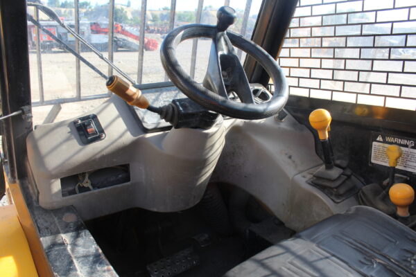 JCB 520 Telehandler - Image 4