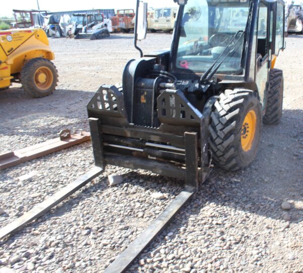 JCB 515