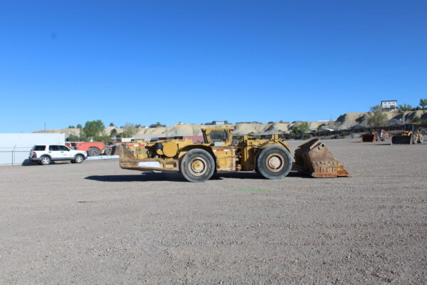 Caterpillar R1300 Elphinestone - Image 4