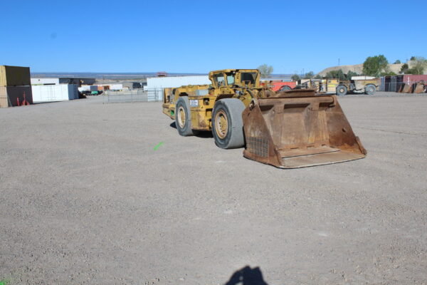 Caterpillar R1300 Elphinestone - Image 3
