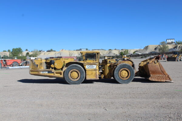 Caterpillar R1300 Elphinestone - Image 4