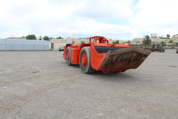 Sandvik Toro 400D LHD - Image 6