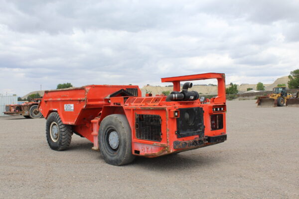 EJC 416 Haul Truck - Image 6