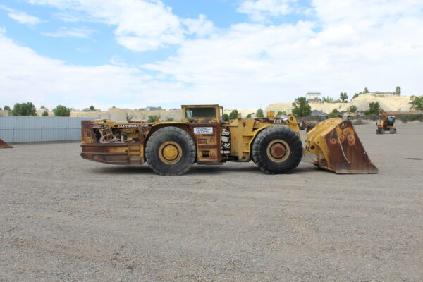 Caterpillar R1600 Loader - Image 6