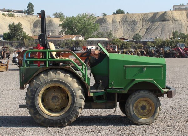 John Deere 4120 Tractor - Image 5