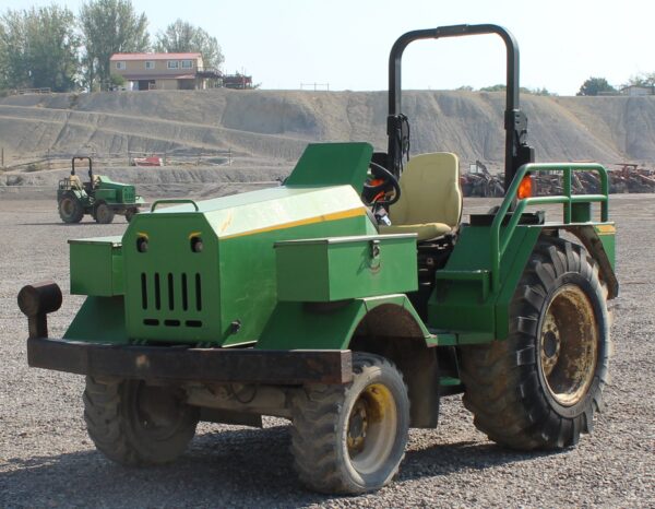 John Deere Tractor - Image 3