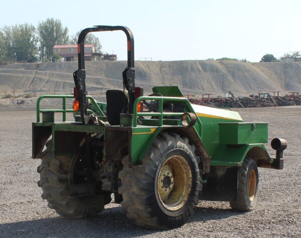 John Deere Tractor - Image 6