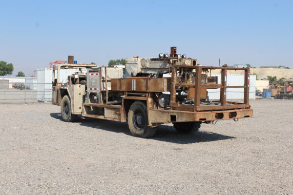 Getman Emulsion Truck - Image 4