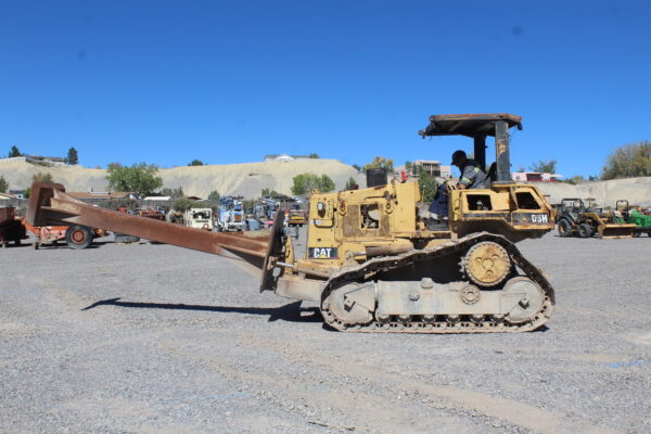 Caterpillar D5H Dozer