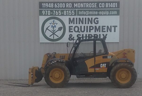 Caterpillar TH330B Telehandler