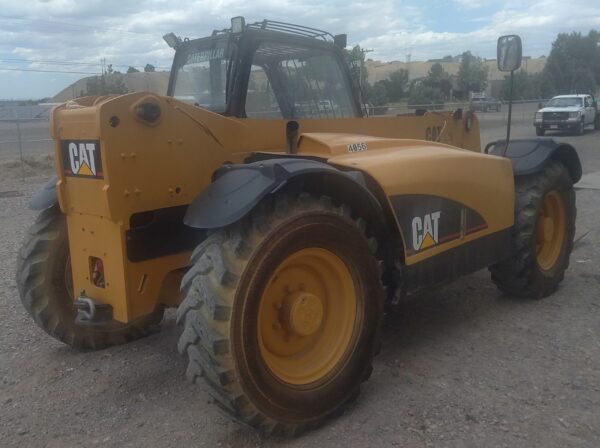 Caterpillar TH330B Telehandler - Image 4