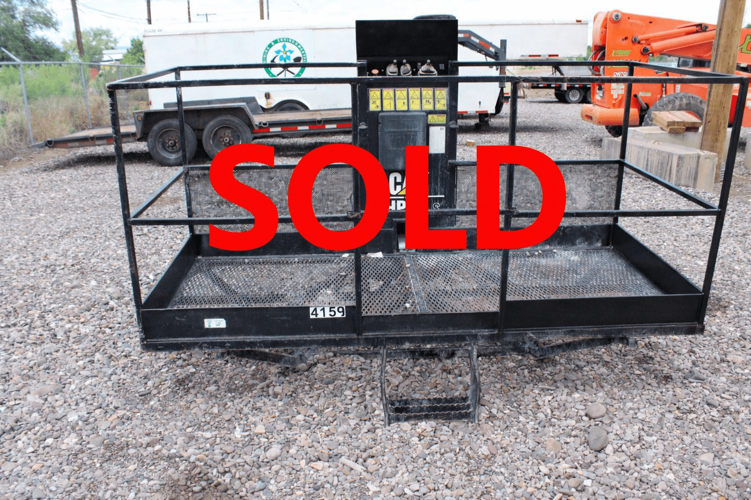 Caterpillar THP24S Man Basket (SOLD) - MES Equipment