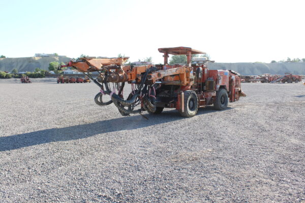 Sandvik 205 - Image 6