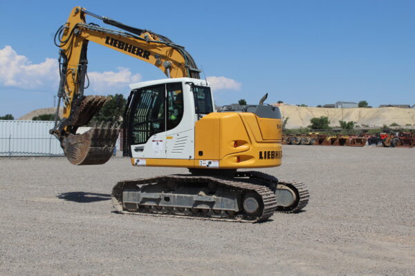 Liebherr R914 - Image 3
