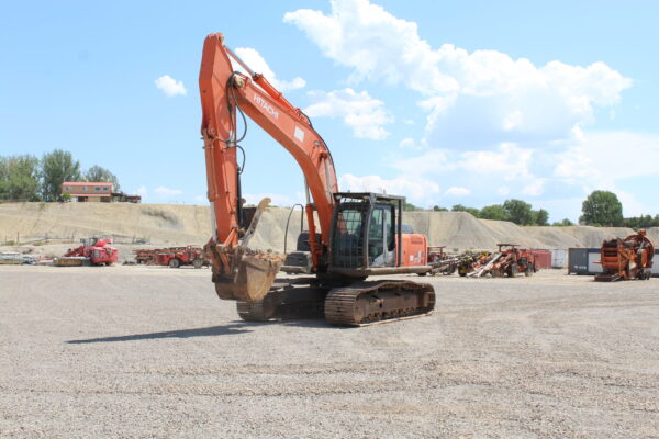 Hitachi ZX-270 Excavator - Image 6