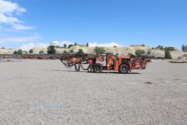 3927 Sandvik 105 - Image 3