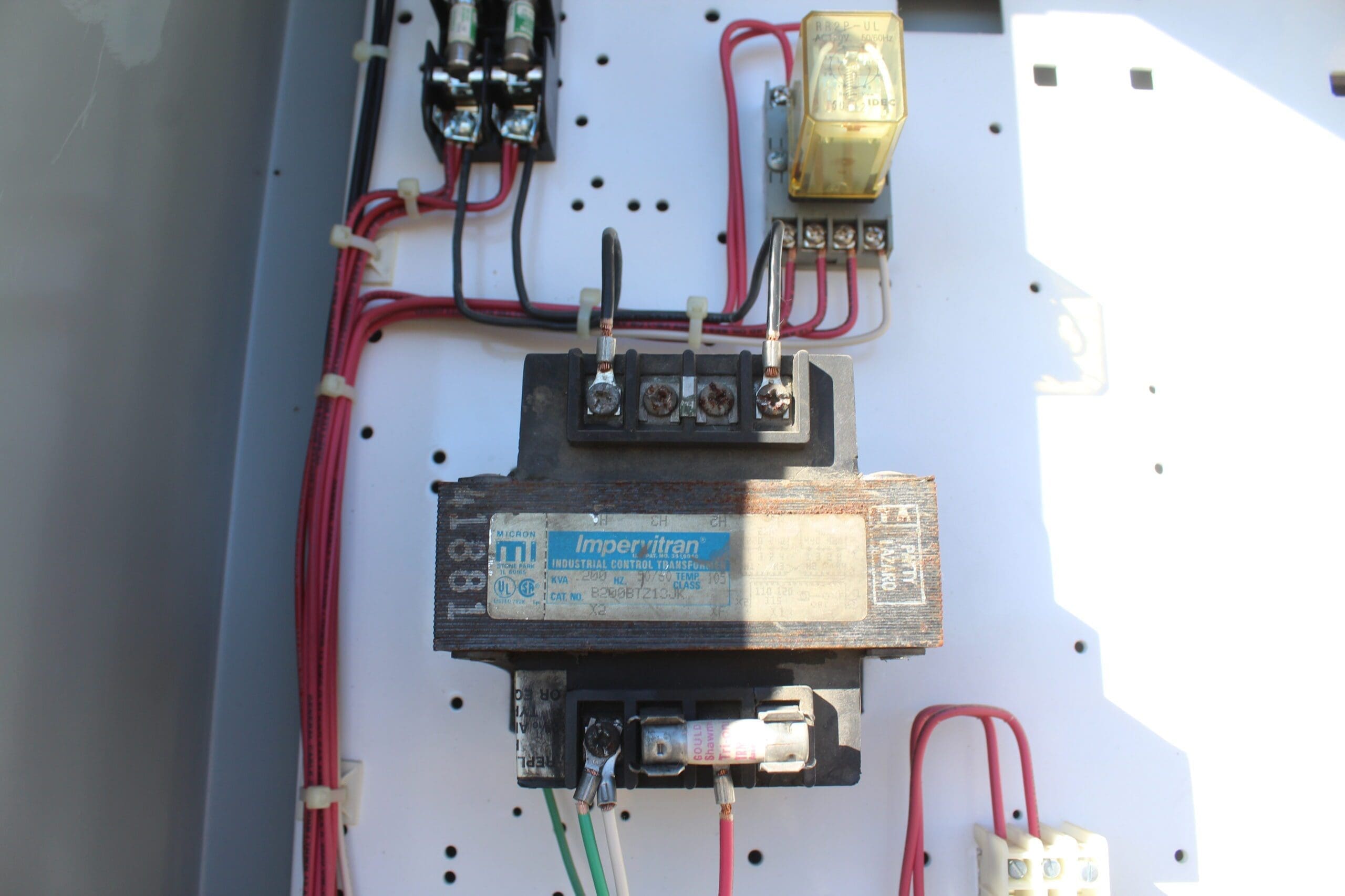 Eaton - Bang Board - Image 11