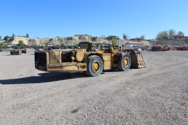 Caterpillar R1300 - Image 5