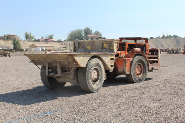 DUX DT-15 FLP Water Truck - Image 3