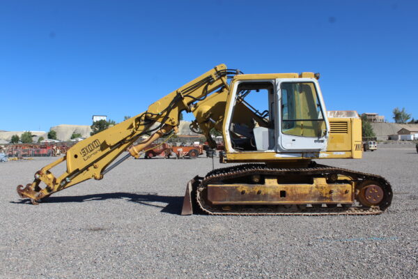 Liebherr 900