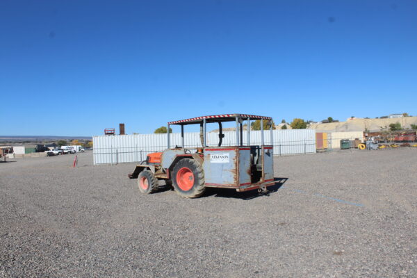Kubota Tractor Man Carrier - Image 4
