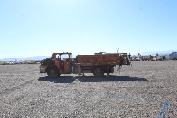 DUX P1 Porter Truck - Image 2