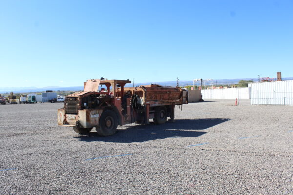 DUX P1 Porter Truck - Image 3