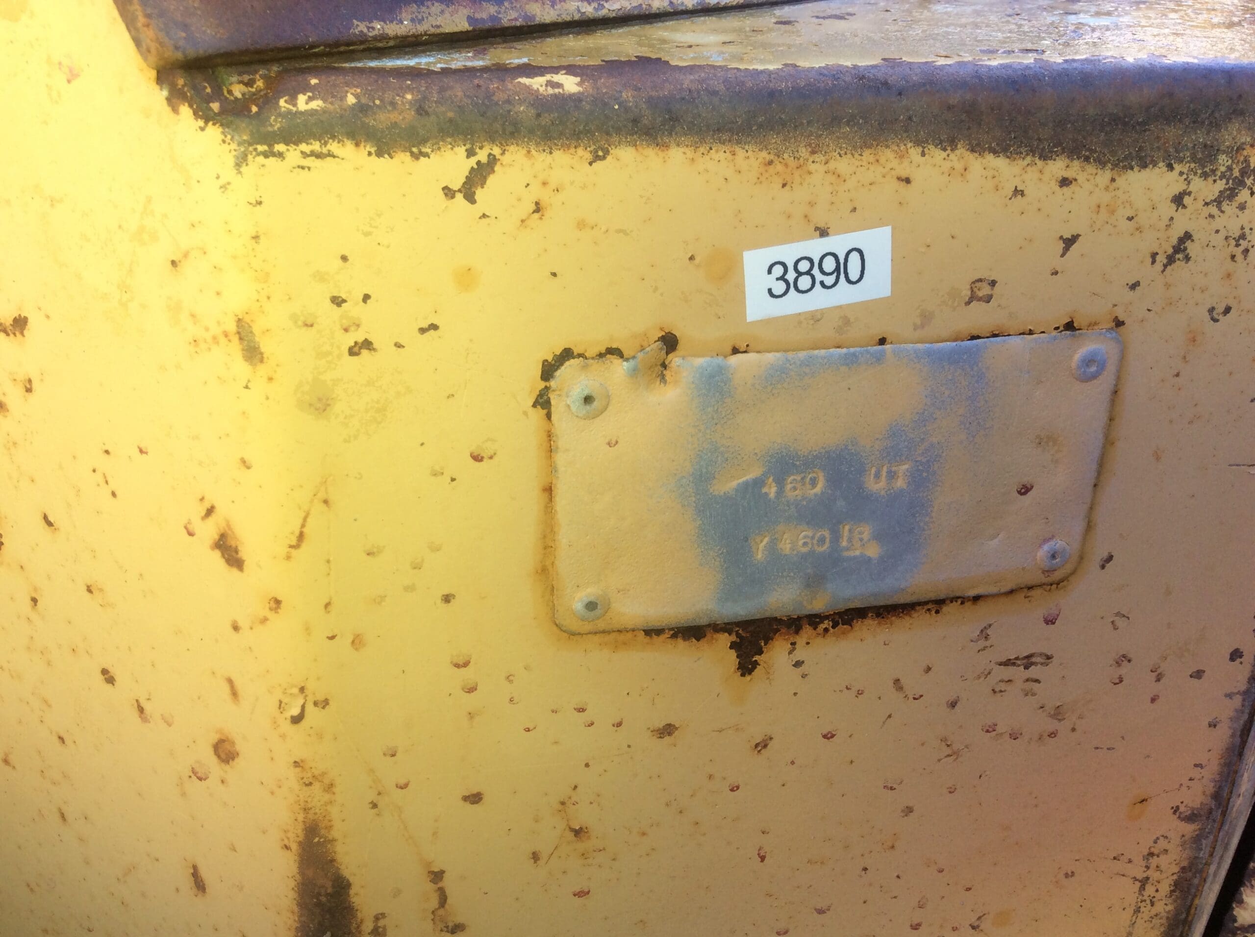 Youngs Machinery 460 Flatbed Truck - Image 4